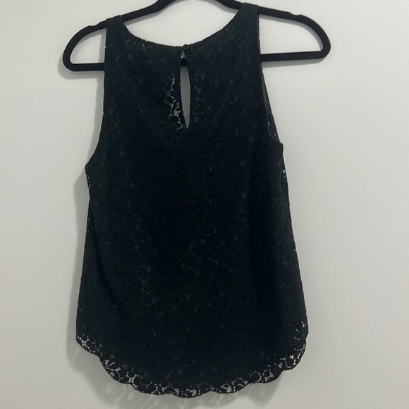 Aritzia Talula Lace Top - Picture 2 of 3